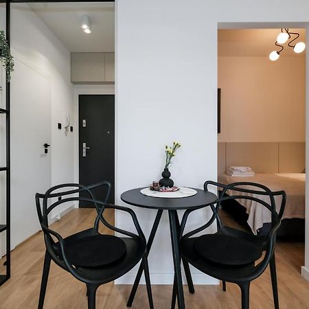 City Mood Apartamenty Lodz Fabryczna 450M Wszystko Nowe Ngoại thất bức ảnh