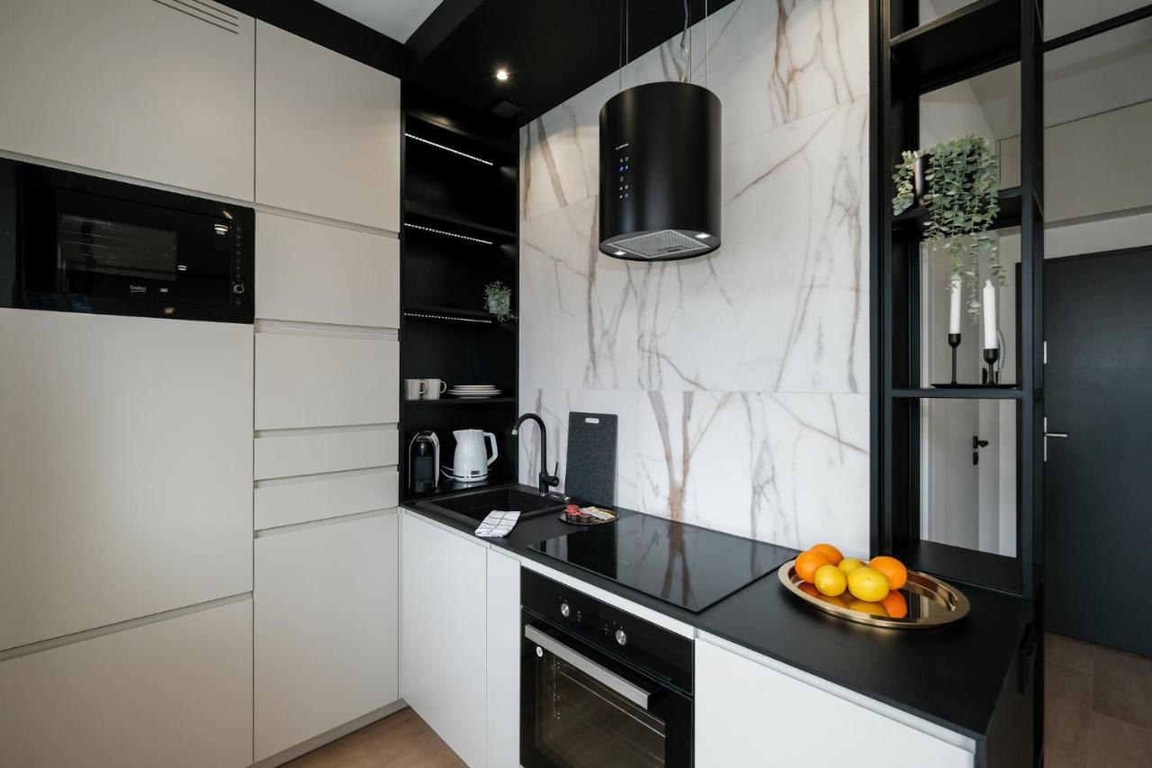 City Mood Apartamenty Lodz Fabryczna 450M Wszystko Nowe Ngoại thất bức ảnh