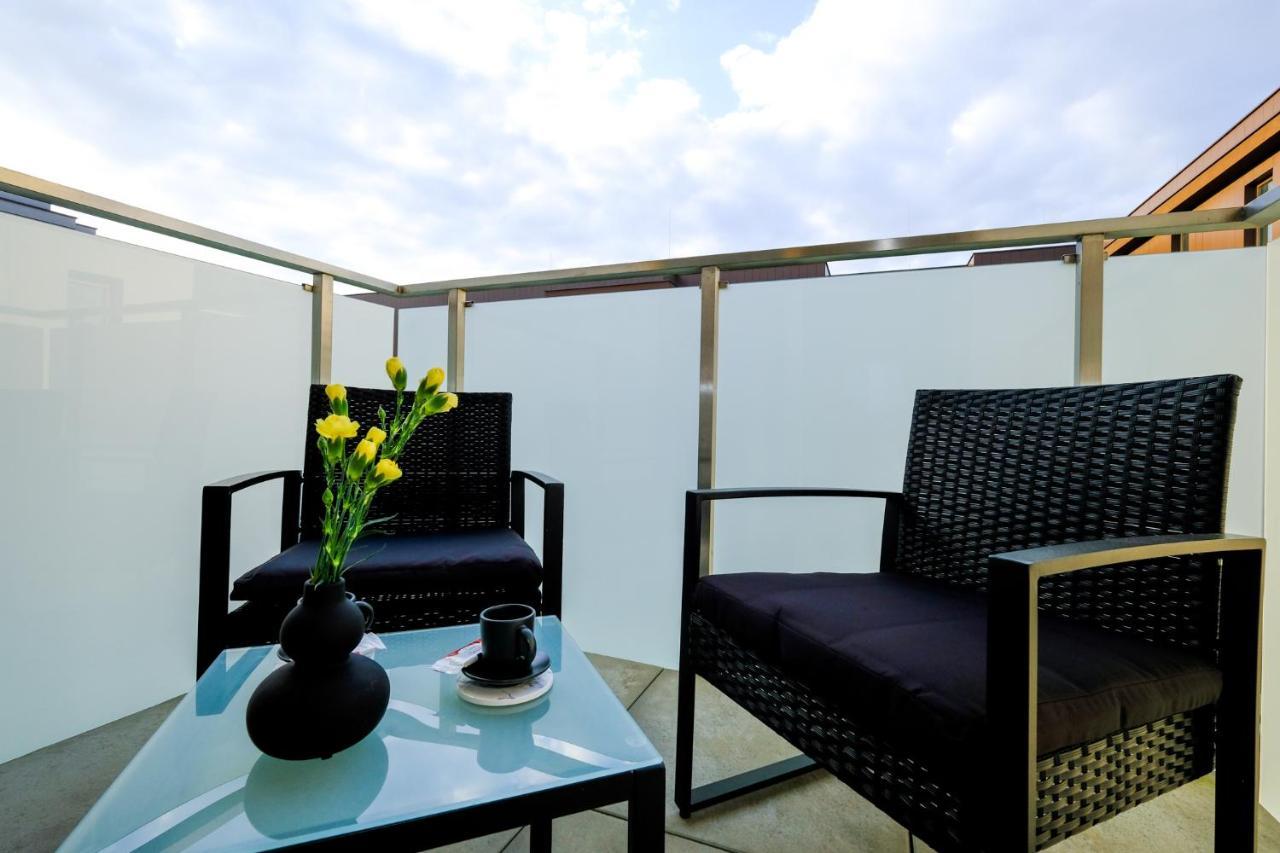 City Mood Apartamenty Lodz Fabryczna 450M Wszystko Nowe Ngoại thất bức ảnh